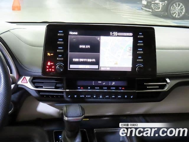 Toyota Sienna 2021 — Photo 13/20