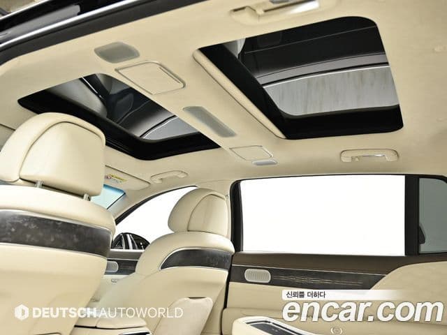 Genesis G90 2023 — Photo 11/20
