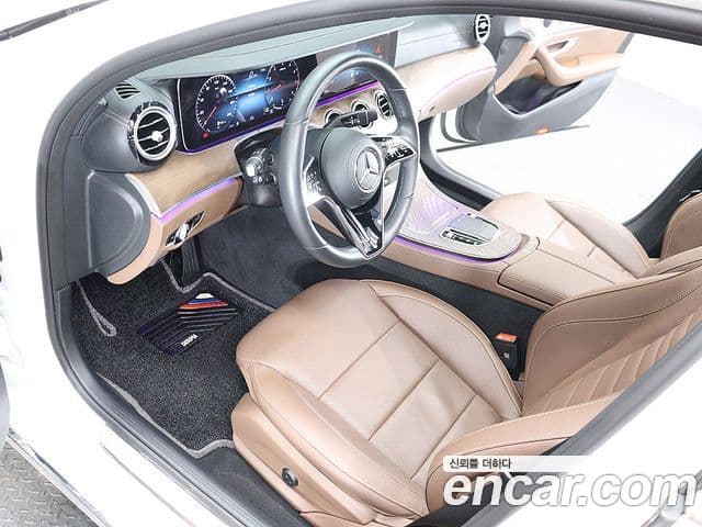 Mercedes-Benz E-Class 2023 — Şəkil 17/20