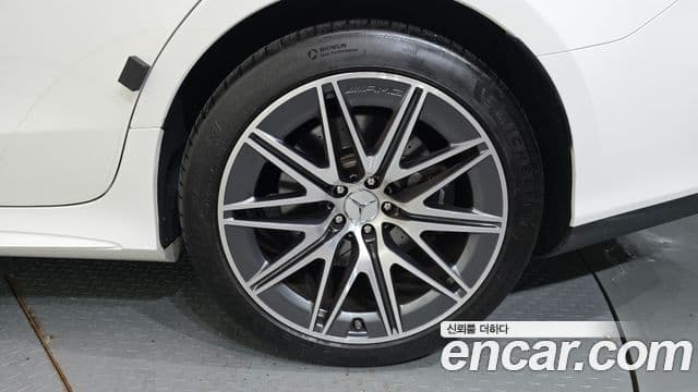 Mercedes-Benz AMG GT 2022 — Şəkil 20/36