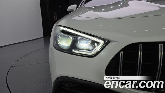 Mercedes-Benz AMG GT 2022 — Şəkil 10/36
