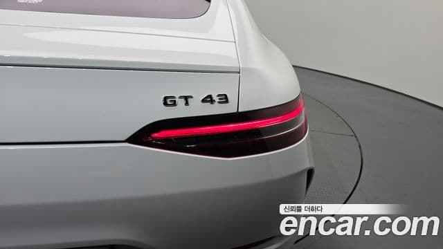 Mercedes-Benz AMG GT 2022 — Şəkil 34/36