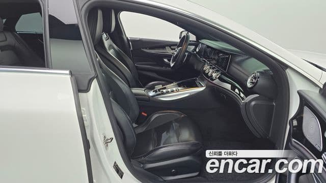 Mercedes-Benz AMG GT 2022 — Şəkil 11/36