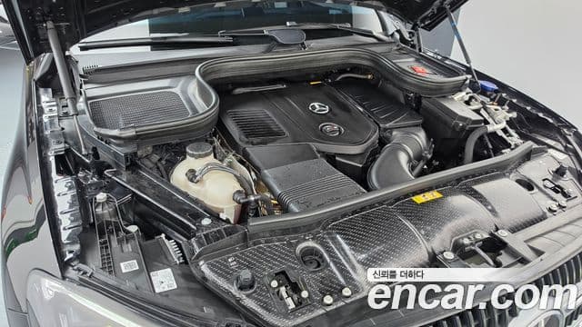 Mercedes-Benz GLE-Class 2025 — Photo 7/37
