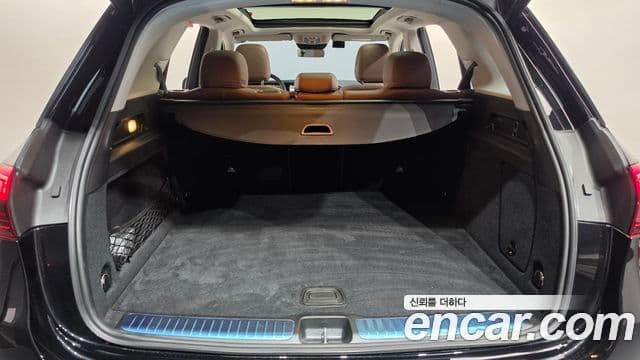 Mercedes-Benz GLE-Class 2025 — Photo 15/37