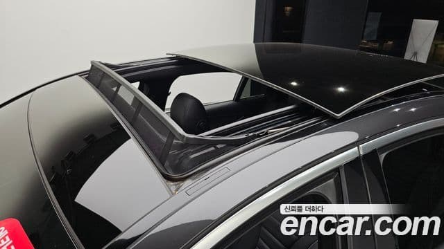 Mercedes-Benz E-Class 2022 — ფოტო 27/35