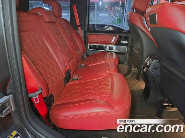 Mercedes-Benz G-Class 2022 — ფოტო 8/13