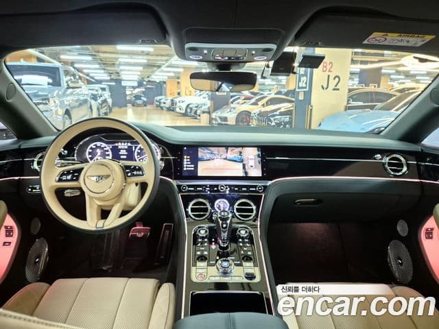 Bentley Continental GT 2022 — Photo 3/20