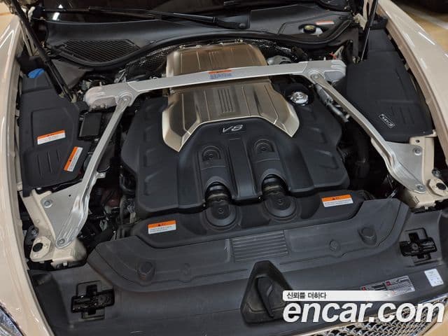 Bentley Continental GT 2022 — Photo 14/20