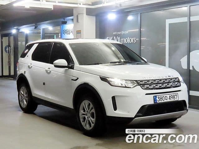 Land Rover Discovery Sport 2020 — Фото 10/20