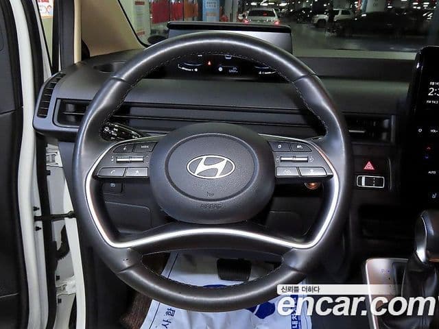 Hyundai Staria 2024 — Фото 8/20