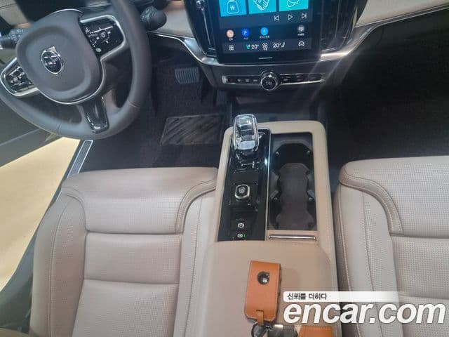 Volvo S90 2025 — Şəkil 9/20