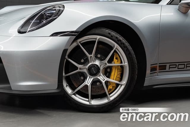 Porsche 911 2022 — Şəkil 10/10