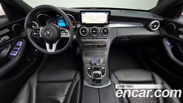 Mercedes-Benz C-Class 2019 — Şəkil 19/20