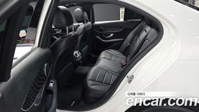 Mercedes-Benz C-Class 2019 — Şəkil 14/20