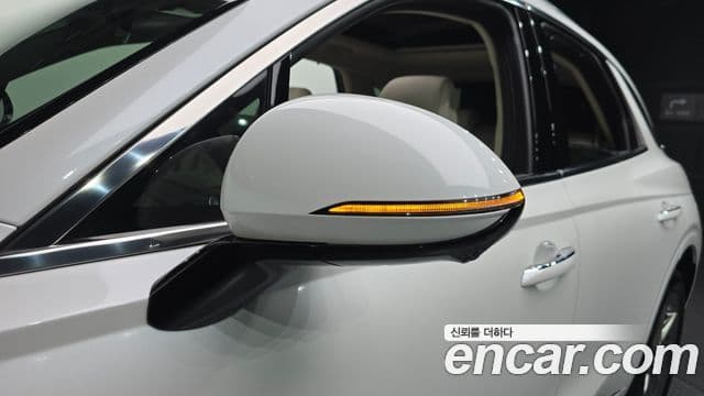 Genesis GV70 2024 — Photo 3/30