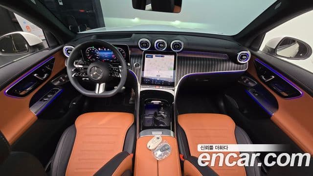 Mercedes-Benz GLC-Class 2025 — Photo 16/30