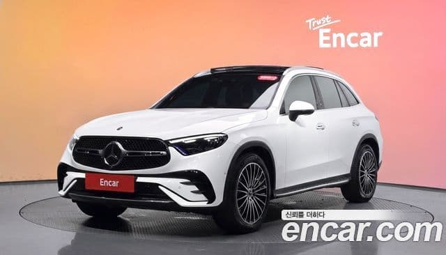Mercedes-Benz GLC-Class 2025 — Photo 29/30