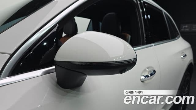 Mercedes-Benz GLC-Class 2025 — Photo 3/30