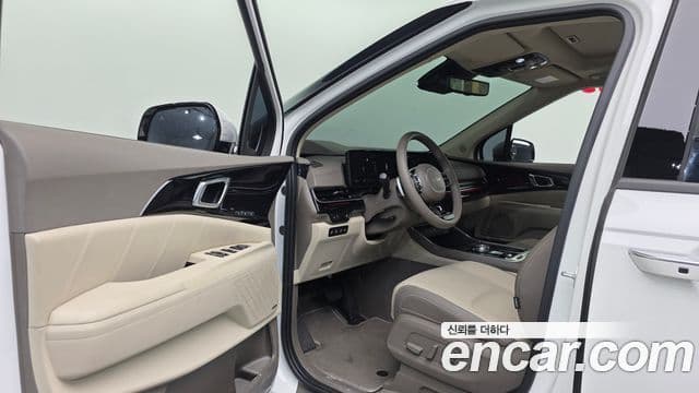 Kia Carnival 2024 — Фото 10/20