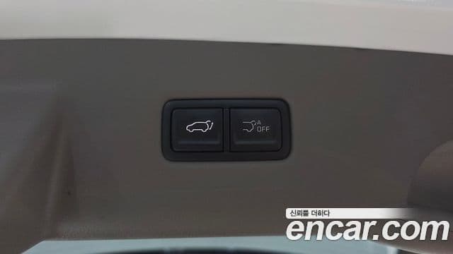 Kia Carnival 2024 — Photo 16/36
