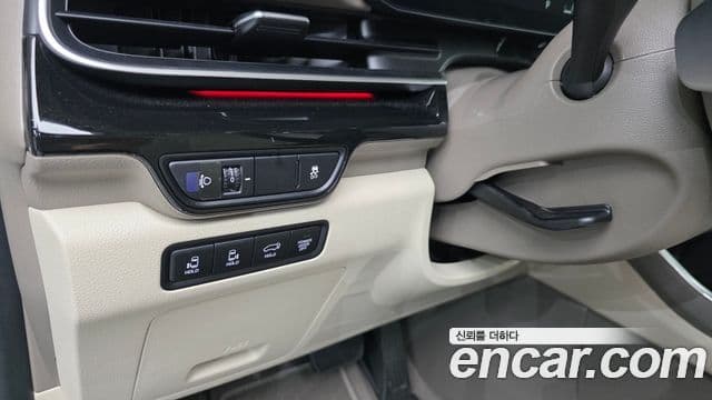 Kia Carnival 2024 — Photo 8/36