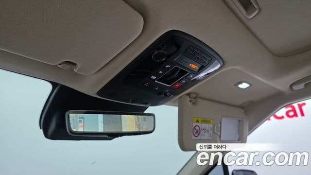 Kia Carnival 2024 — Photo 22/36