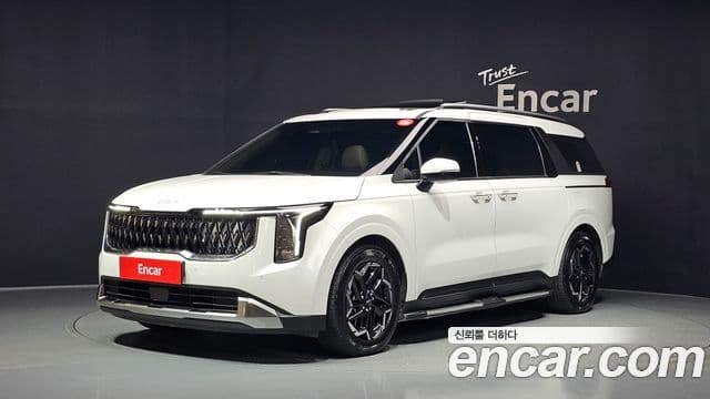 Kia Carnival 2024 — Фото 1/20