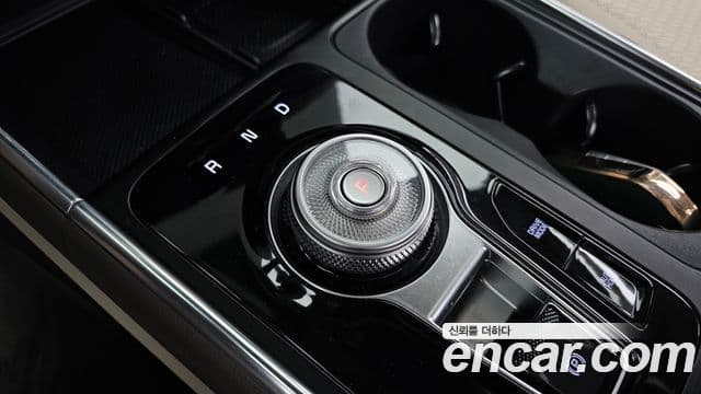 Kia Carnival 2024 — Фото 9/20