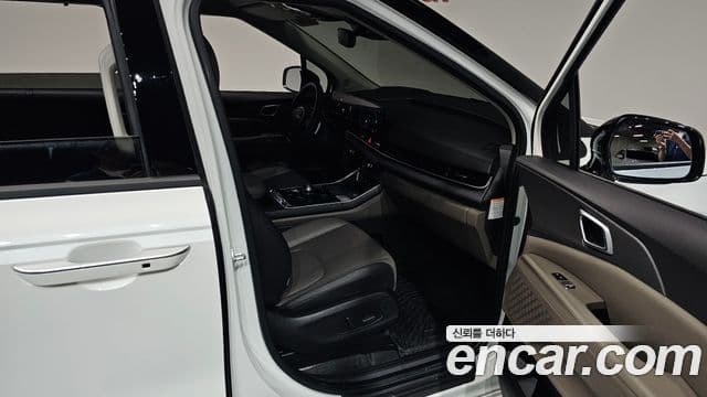 Kia Carnival 2024 — Фото 11/20