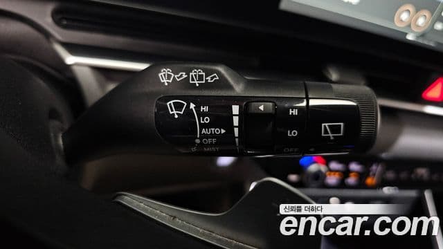 Kia Carnival 2024 — Фото 18/20