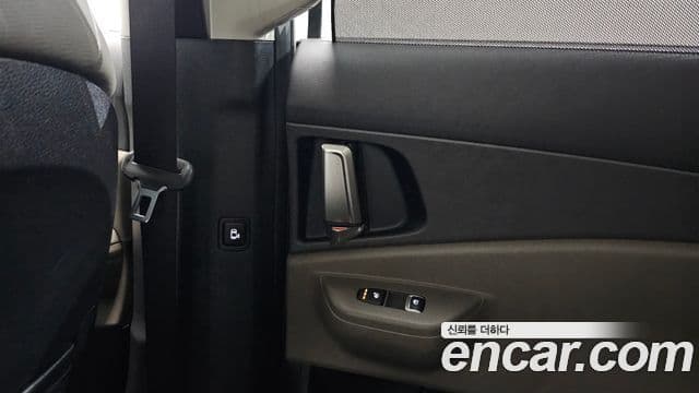 Kia Carnival 2024 — Фото 19/20