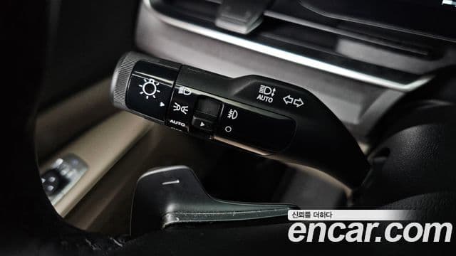 Kia Carnival 2024 — Şəkil 17/35