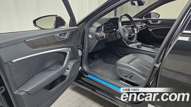 Audi A6 2021 — ფოტო 6/31