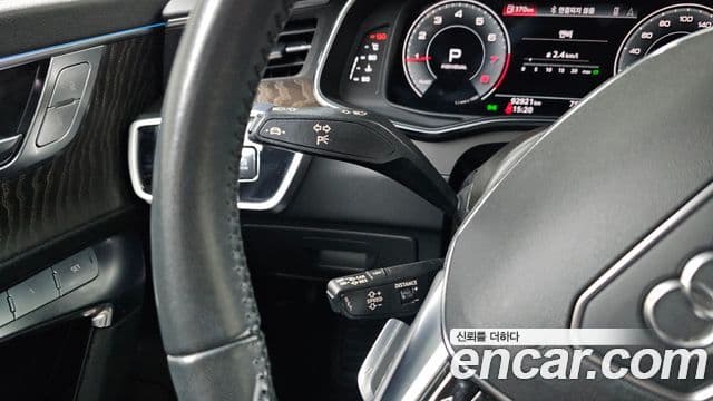 Audi A6 2021 — ფოტო 4/31