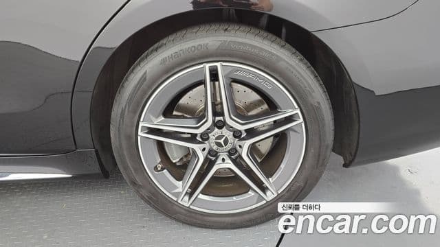 Mercedes-Benz S-Class 2021 — Photo 19/30
