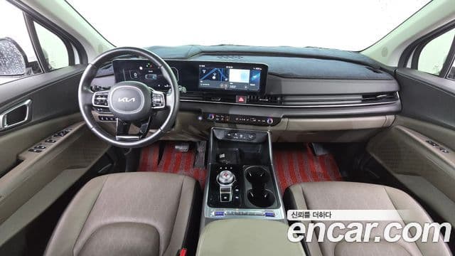Kia Carnival 2024 — Photo 32/34