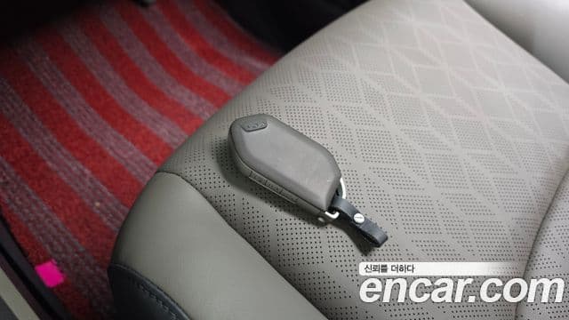 Kia Carnival 2024 — Şəkil 8/34