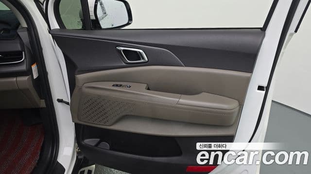 Kia Carnival 2024 — Photo 13/34