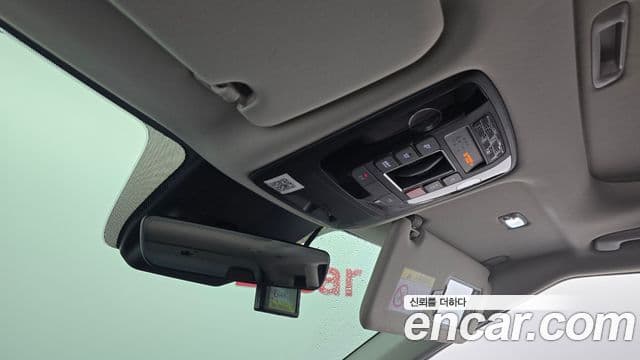Kia Carnival 2024 — Photo 30/34