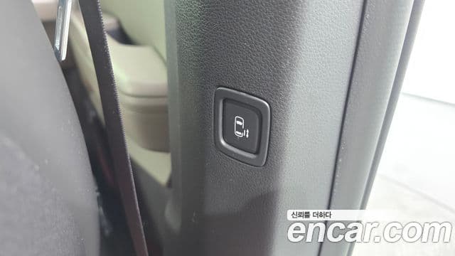 Kia Carnival 2024 — Photo 15/34
