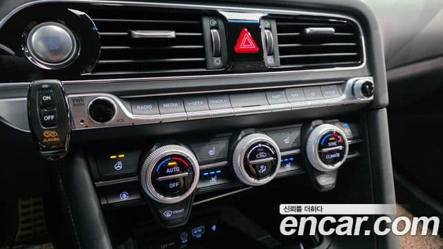 Genesis G70 2019 — Şəkil 22/31