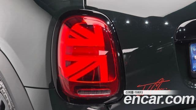 Mini Cooper S 2023 — ფოტო 2/32
