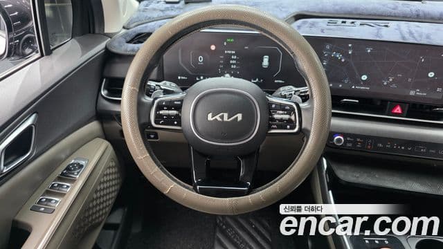 Kia Carnival 2024 — Фото 13/20