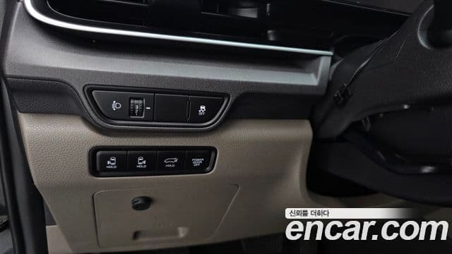 Kia Carnival 2024 — Фото 19/20