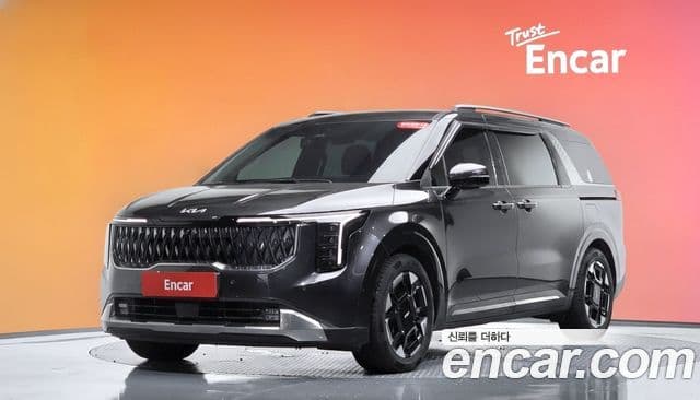 Kia Carnival 2024 — Фото 1/20