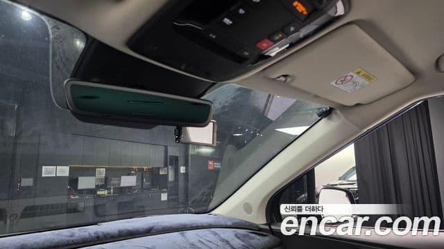 Kia Carnival 2024 — Photo 9/35