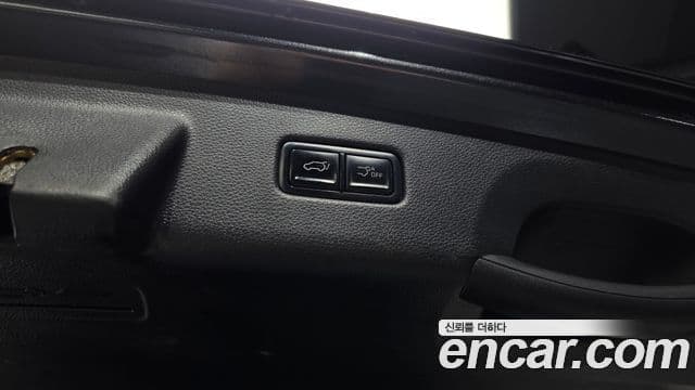 Kia Carnival 2024 — Photo 19/35