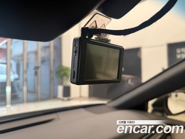 Toyota Camry 2025 — Photo 10/15