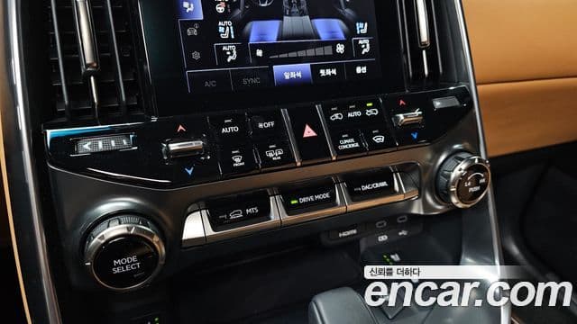 Lexus LX 2025 — Фото 20/20